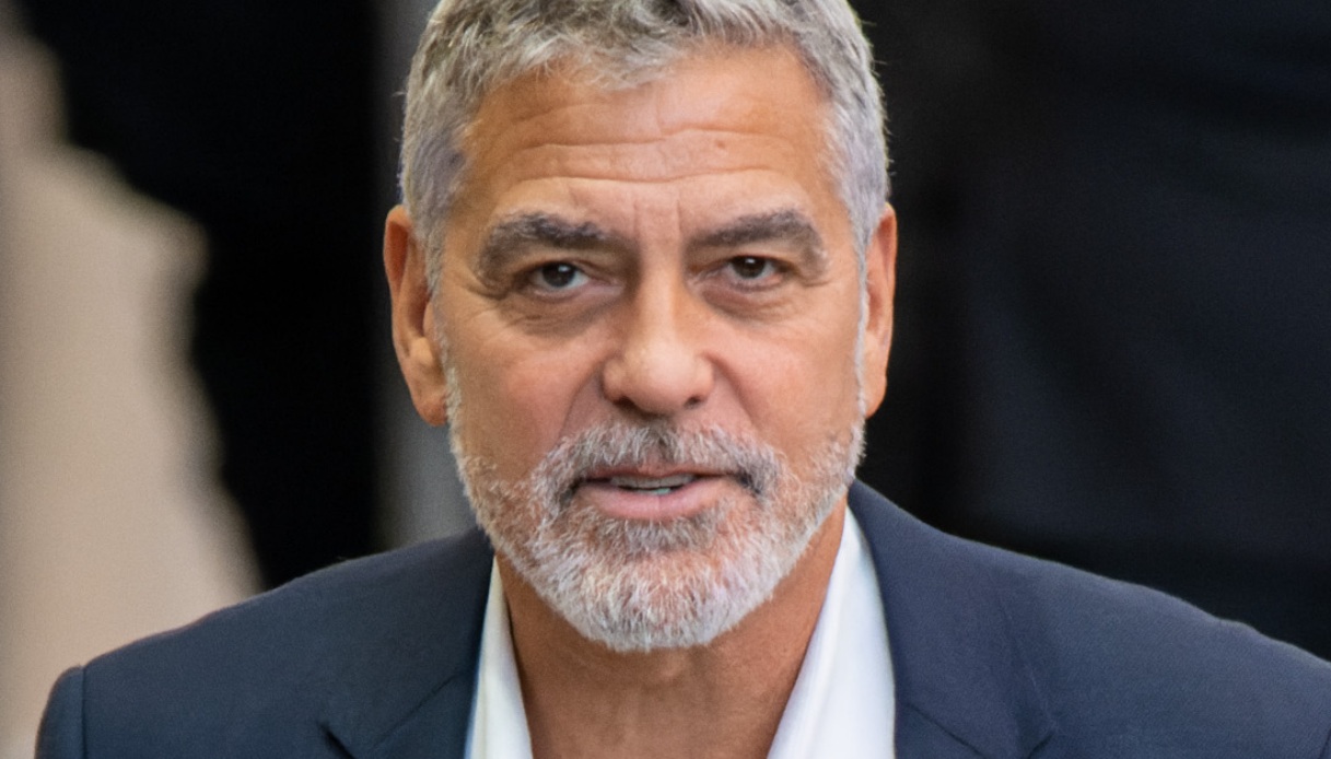 Al momento stai visualizzando George Clooney, la malattia da giovane: “Avevo il volto paralizzato”