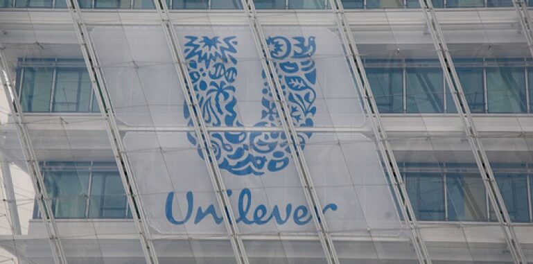 Scopri di più sull'articolo Unilever, nuova offerta per cedere Q Tips e altri marchi